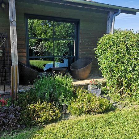 La Pause Bed & Breakfast Surville  Exterior photo